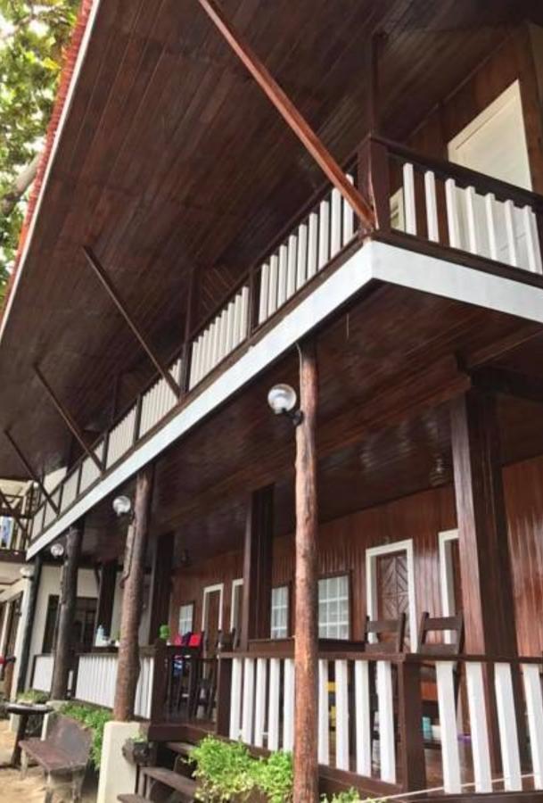 Ricos Beach Cottages Ел Нидо Екстериор снимка